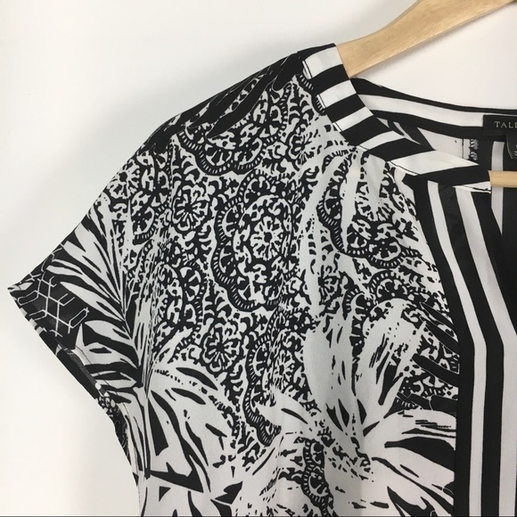 Talbots Black & White Tropical Palm Leaf Print Split V-Neck Blouse Top Shirt M - Picture 3 of 7